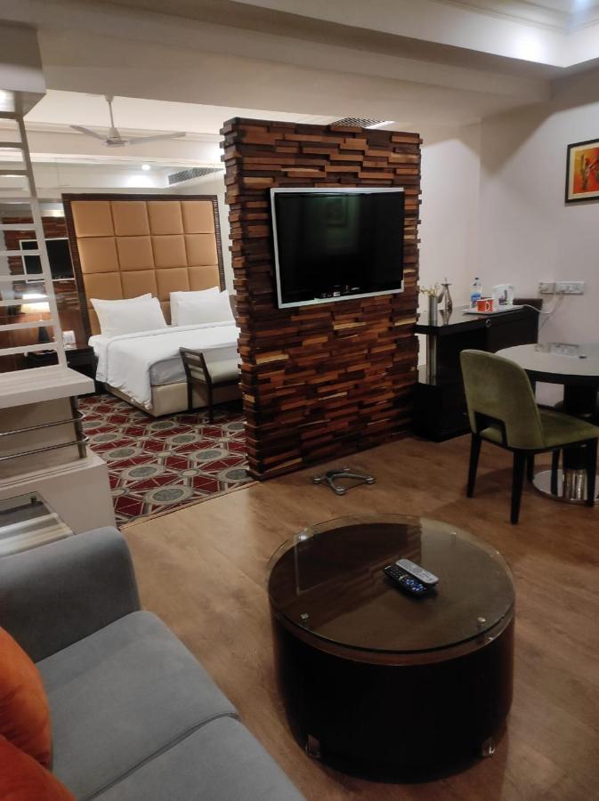 Inn Riviera Jammu Eksteriør billede